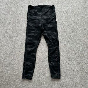 Black Camo Athleta Leggings